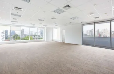 Sala comercial na rua guaraiúva, n. 135 - 6° andar conjunto 61 • 191 m²