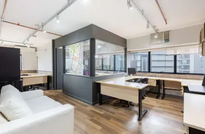 Sala comercial na rua das fiandeiras, n. 929 - sala 51 • 44 m²