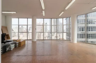 Prédio comercial na rua josé bonifácio, n. 24 - conj 122 • 80 m²