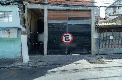 Barracão / Galpão / Depósito com 3 salas para alugar na Rua Manuel Alves Mesquita, 411, Cidade Domitila, São Paulo