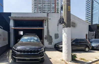 Barracão / Galpão / Depósito com 4 salas para alugar na Rua Guaraiúva, 801, Cidade Monções, São Paulo