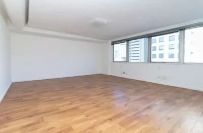 Sala comercial na rua joão alexandre rochadel, n. 801 - conjunto 41 • 204 m²