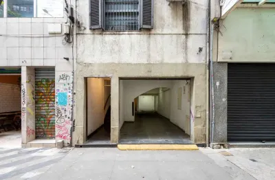 Casa comercial na rua doutor cesário mota júnior, n. 285 • 180 m²