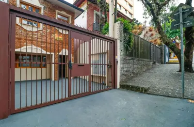 Casa comercial com 7 salas para alugar na Rua Joel Jorge de Melo, 94, Vila Mariana, São Paulo