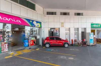 Loja em posto na avenida maria luiza americano, n. 2801 - loja 01 • 35 m²