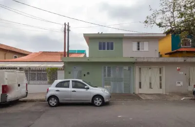 Casa comercial com 7 salas para alugar na Rua Utuambá, 57, Jardim Casablanca, São Paulo
