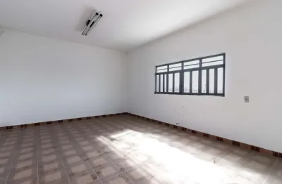 Sala comercial com 3 salas para alugar na Avenida Pires do Rio, 1264, Vila Americana, São Paulo