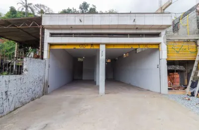 Prédio com 3 salas para alugar na Estrada da Baronesa, 407, Parque do Lago, São Paulo