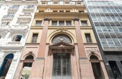 Prédio com 57 salas para alugar na Rua Álvares Penteado, 195, Centro, São Paulo