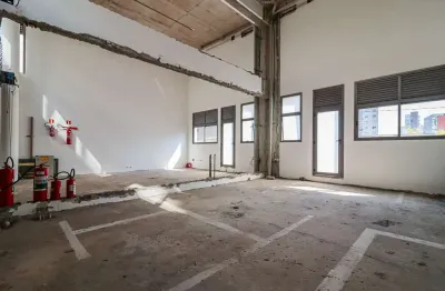 Loja na rua doutor amâncio de carvalho, n. 86 - lojas 03 e 04 • 90 m²