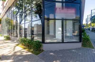 Sala comercial na alameda dos nhambiquaras, n. 1900 - loja • 200 m²