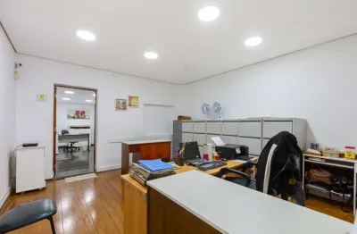 Sala comercial com 7 salas para alugar na Rua Quirino dos Santos, 79, Várzea da Barra Funda, São Paulo