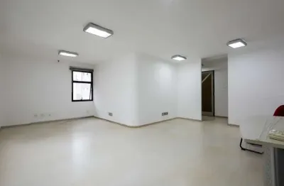 Sala comercial com 4 salas para alugar na Rua Monte Alegre, 523, Perdizes, São Paulo