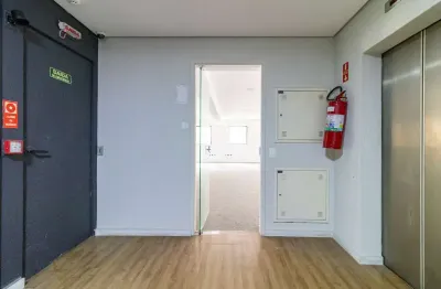 Sala comercial na rua josé maria lisboa, n. 860 - conjunto 31 e 32 • 74 m²