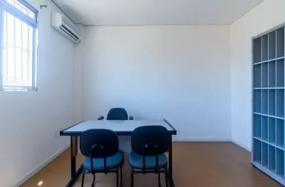 Sala comercial com 1 sala para alugar na Rua Mandiçununga, 76, Vila Inah, São Paulo