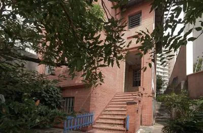 Casa comercial com 12 salas para alugar na Rua Voluntários da Pátria, 2985, Santana, São Paulo