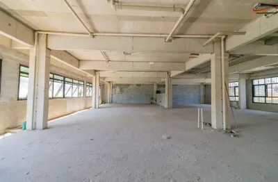 Loja na avenida presidente tancredo neves, n. 535 - 535/619 • 650 m²