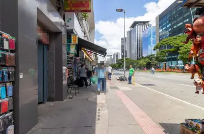 Sobreloja na avenida brigadeiro faria lima, n. 1223 - conjunto 03 • 138 m²