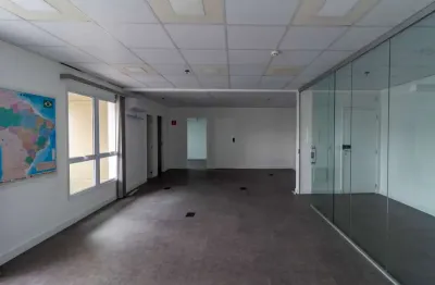 Sala comercial na rua doutor alfredo de castro, n. 200 - 601 a 604 • 183 m²