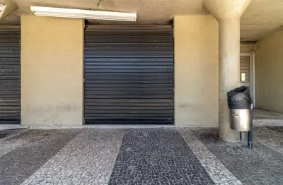 Loja em estação de metrô/ônibus na avenida luiz dumont villares, n. 1721 - estação parada inglesa - loja 4 • 20 m²