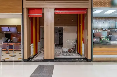 Loja em shopping na avenida dos autonomistas, n. 1828 - supershopping osasco - m20 • 33 m²