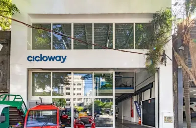 Prédio com 3 salas para alugar na Rua Henrique Schaumann, 517, Pinheiros, São Paulo