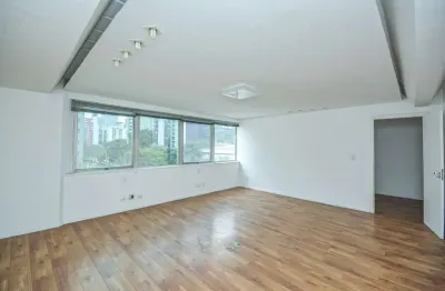 Sala comercial na avenida engenheiro luiz carlos berrini, n. 801 - 4° andar. conjunto 41 • 204 m²