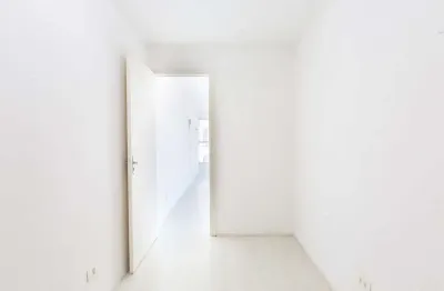 Sala comercial na rua doutor alceu de campos rodrigues, n. 389 - 83 • 38 m²