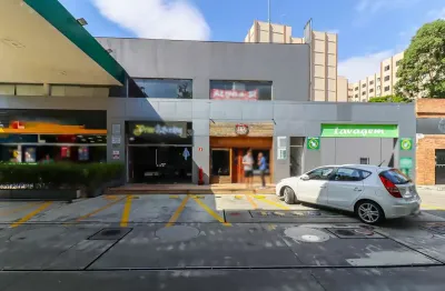 Loja em posto na avenida sargento geraldo sant'ana, n. 998 - loja 2 • 154 m²