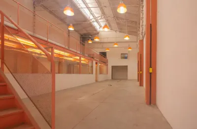 Barracão / Galpão / Depósito para alugar na Rua Eugênio de Medeiros, 537, Pinheiros, São Paulo