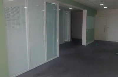 Dupla sala comercial oportunidade , com 108m² e 4 vagas de garagem!