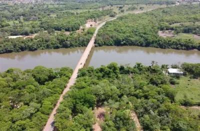 Chácara / sítio à venda na Entrada Da Cidade Ao Lado Da Ponte, Sn, Zona Rural, Acorizal