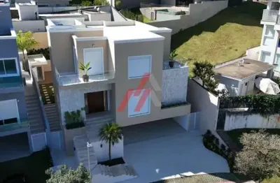 Aluguel de casa em condomínio de luxo em santana de parnaíba-sp - 5 quartos, 5 suítes, 3 salas, 8 banheiros, 4 vagas de garagem, 400m².