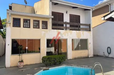 Imperdível oportunidade: casa em alphaville, santana de parnaíba-sp - 4 quartos, 2 suites, 3 salas, 4 banheiros, 4 vagas, 325m².