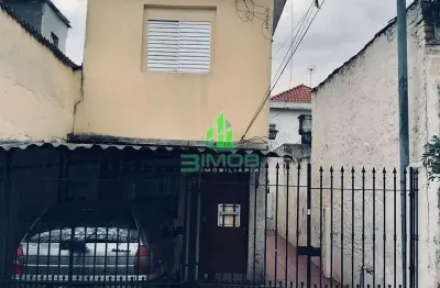 Excelente oportunidade, 1 sobrado 2 dorms. na frente, nos fds uma casa 1 dorm. e espaço para dep. à