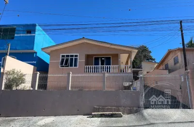 Casa com 3 quartos à venda na Rua Dario Veloso, 654, Uvaranas, Ponta Grossa