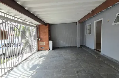 Vendo excelente casa para renda no conjunto dos metalúrgicos