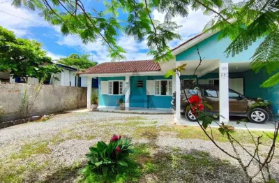 Casa com 3 quartos à venda na Rua Américo Vespúcio, 297, Itapema do Sai, Itapoá