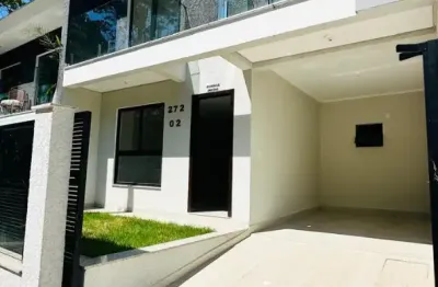 A casa q você procura no centro de Balneário Piçarras -3 Dormitórios