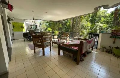 Apartamento com varanda ampla e suíte no recreio – a poucos metros da praia