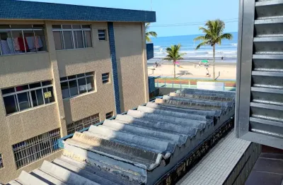 Oportunidade kitnet pé na areia , jd. marina na melhor praia!