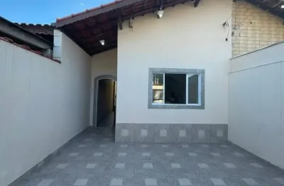 Linda casa na praia ,balneário vera cruz mongaguá !!