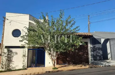 Casa com 3 quartos à venda no Jardim Francano, Franca 