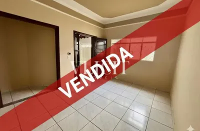 Casa com 3 quartos à venda no Jardim Luiza, Franca 
