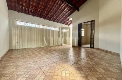 Casa com 3 quartos à venda no Jardim Luiza, Franca 