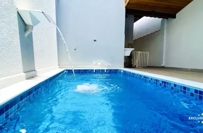 Uma casa acolhedora, prática e segura, com piscina aquecida e espaço gourmet, espera por você. Venha!