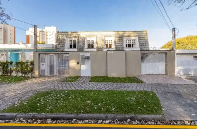 Casa com 4 quartos à venda na Rua Fernandes de Barros, 2106, Hugo Lange, Curitiba