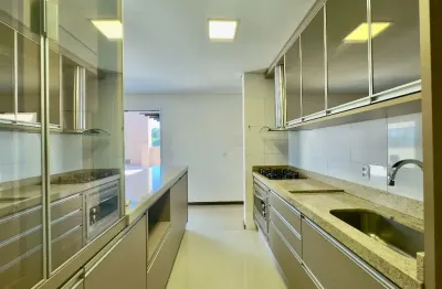 Cobertura plana no bairro bom retiro, joinville - sc com 1 suíte e 2 dormitórios por r$779.000,00