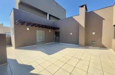 Cobertura plana no bairro bom retiro, joinville - sc com 1 suíte e 2 dormitórios por r$779.000,00