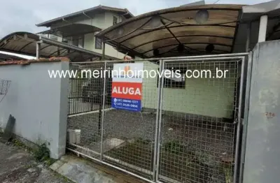 Casa 2 dormitórios no guanabara - sala/cozinha conjugadas + garagem - joinville/sc